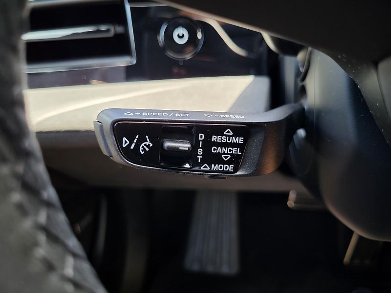 Porsche Taycan GTS 440kW 4S Electric - NOVÉ - fotka 20 z 48