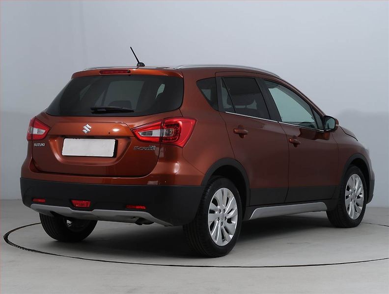 Suzuki SX4 S-Cross (2019) Premium 1.4 BoosterJet - fotka 5 z 18