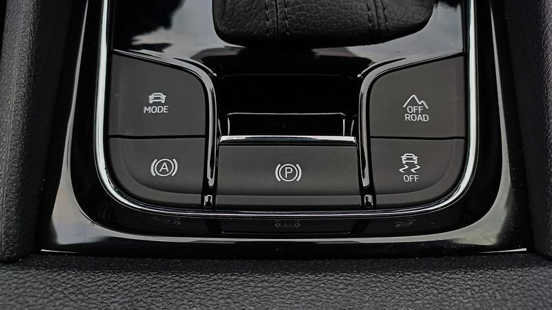 Škoda Kodiaq (2022) 147kW 4x4 STYLE-1.maj-ČR-TZ - fotka 38 z 49