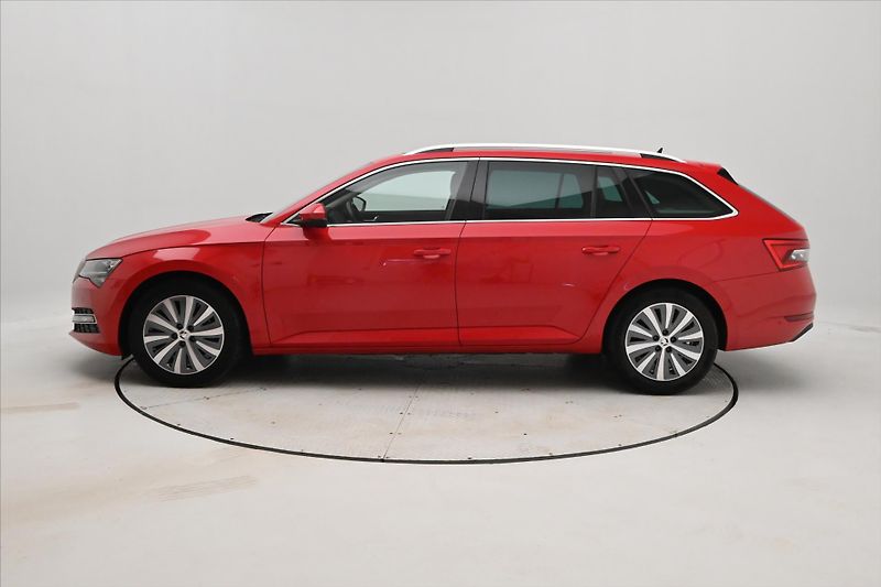 Škoda Superb 2,0 TDI 110kW Style DSG Záruka - fotka 8 z 33
