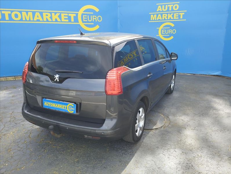 Peugeot 5008 1,6 HDi 82KW - fotka 4 z 14