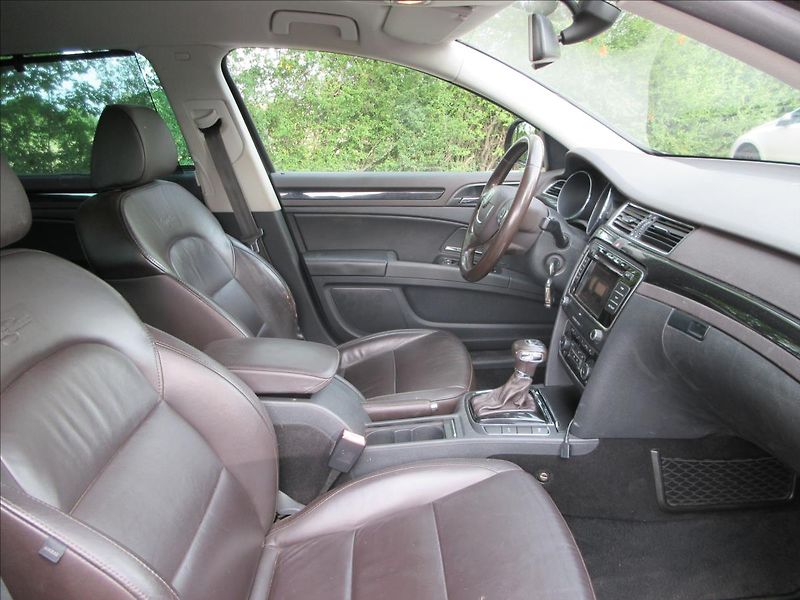 Škoda Superb 2,0 TSi 147Kw, L&K, Tažné, Hav - fotka 14 z 33