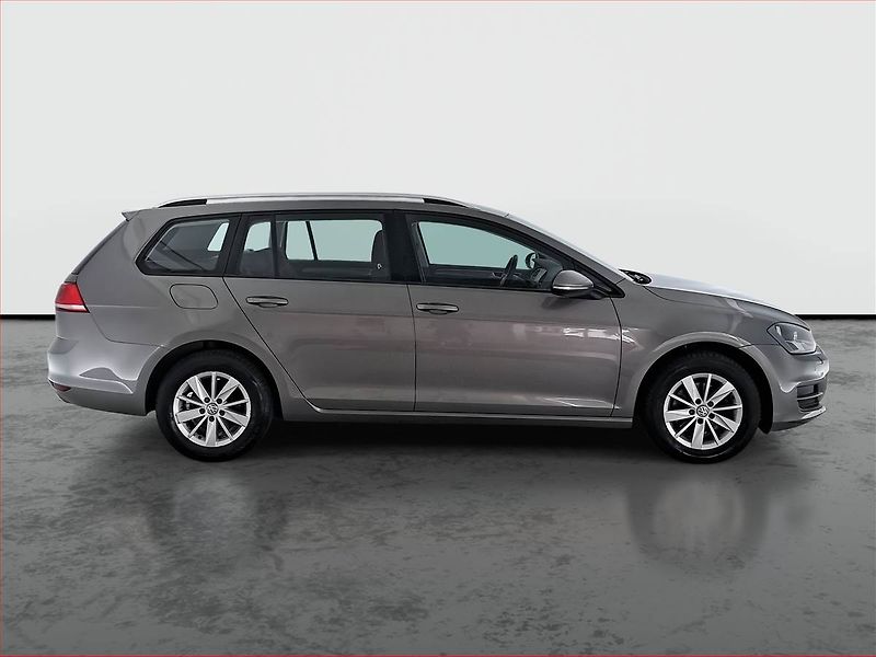 Volkswagen Golf (2017) 1.6 TDI, Tempomat - fotka 6 z 16