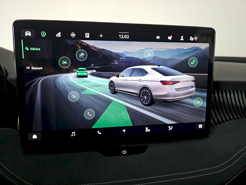 Škoda Superb (2025) 1.5TSI 110kW DSG SPORTLINE TAŽ - fotka 12 z 30