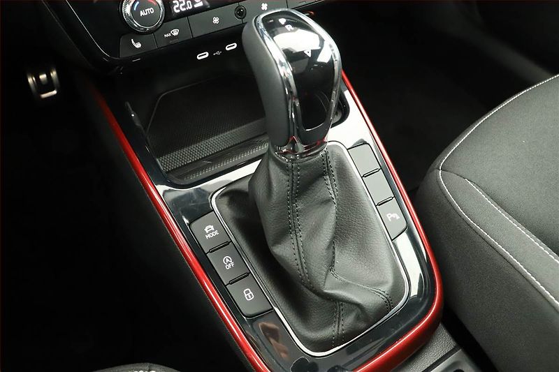 Škoda Fabia (2025) 1.0 TSI, Monte Carlo, FullLed - fotka 14 z 17
