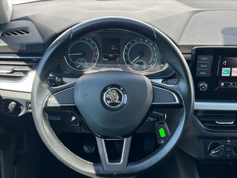 Škoda Scala 1,6 TDi 85kW AMBITION - fotka 15 z 23