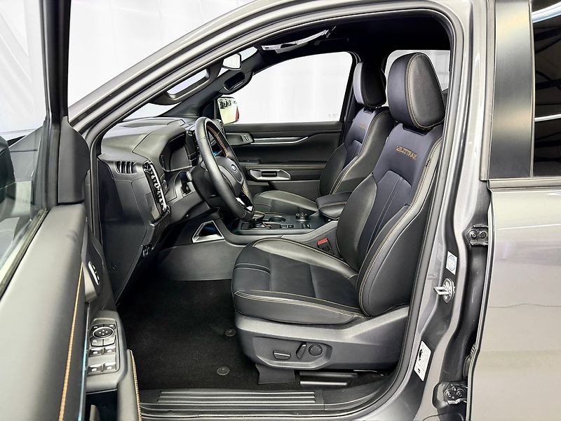 Ford Ranger 3.0L V6 A/T 4WD WILDTRAK  HARD - fotka 10 z 23
