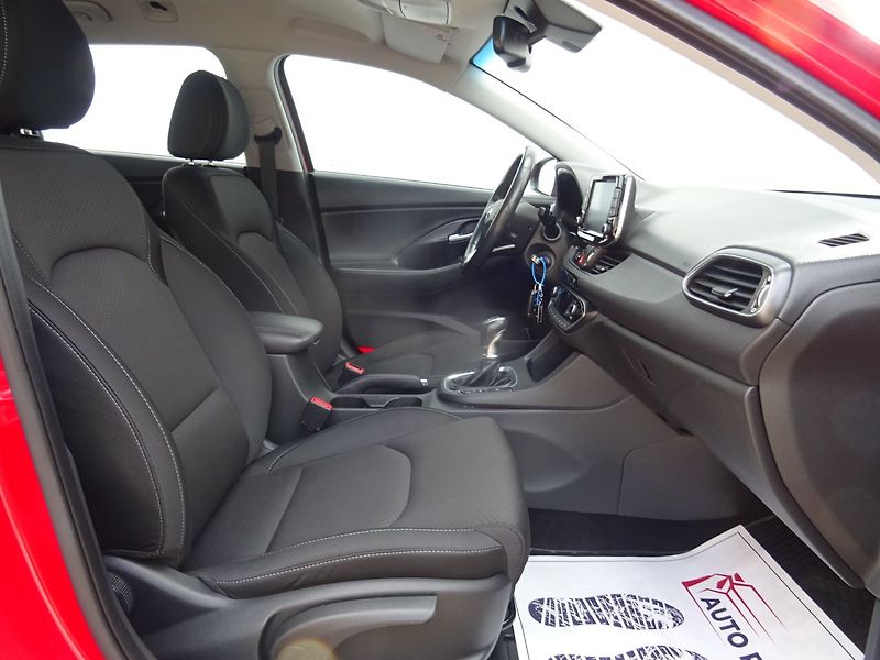 Hyundai i30 (2018) 1.4T-GDi,103kW,1majČR,S.k,DPH! - fotka 12 z 25