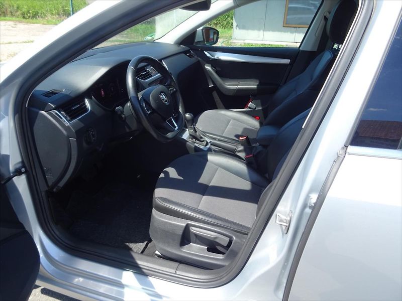 Škoda Octavia 1,0 TSi 85 kW - fotka 8 z 29