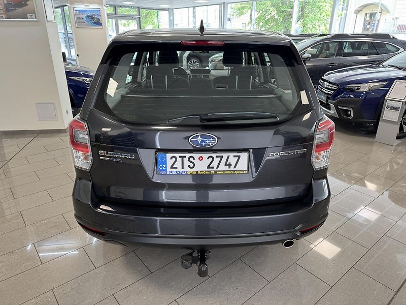 Subaru Forester 2.0i Trend, 6MT - fotka 4 z 45