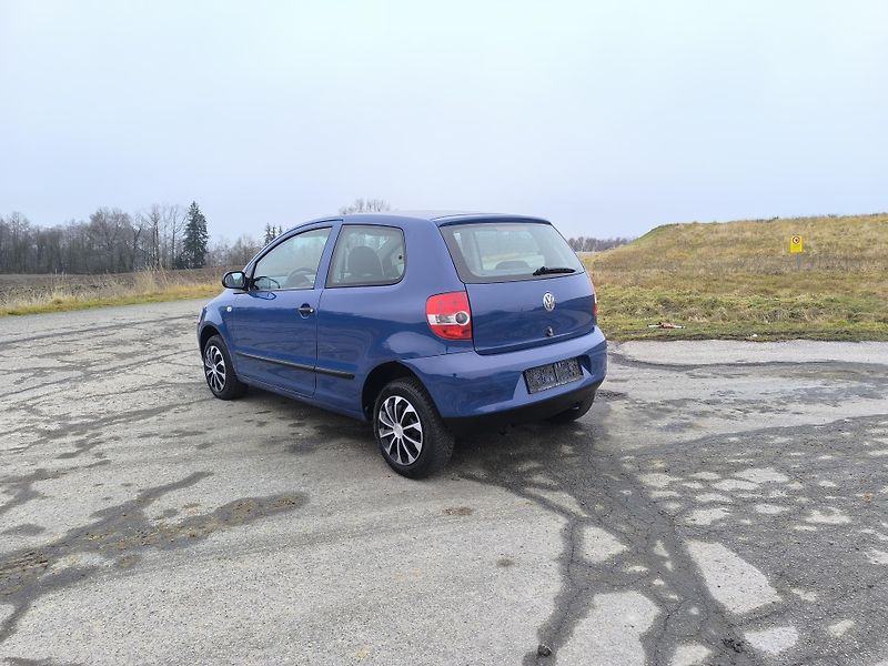 Volkswagen Fox (2006) 1.2 DOLOŽENÉ KM, 1.MAJITEL - fotka 5 z 20