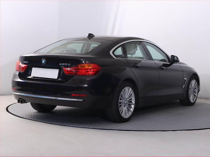 BMW Řada 4 (2016) 420d xDrive, 4X4, Automat - fotka 5 z 23