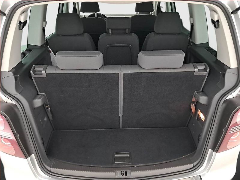 Volkswagen Touran (2007) 1.4 TSI, Automat, 7 míst - fotka 15 z 18