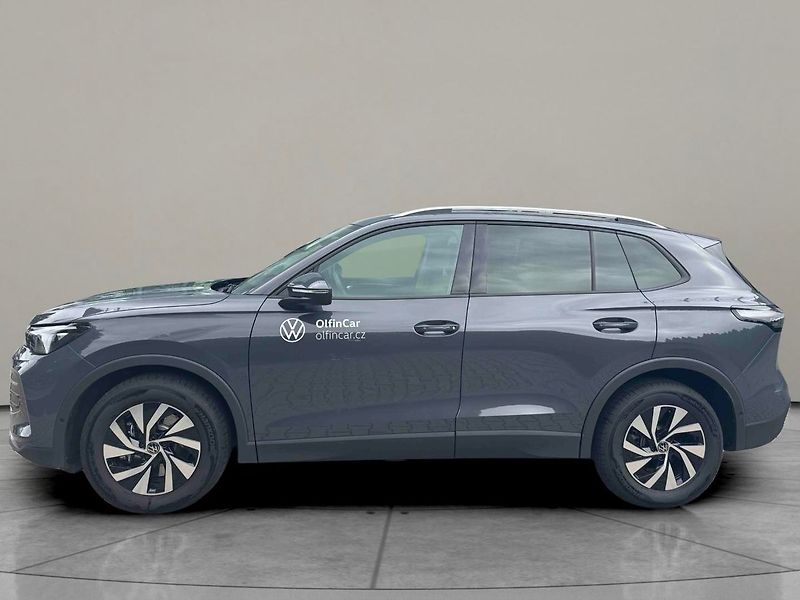 Volkswagen Tiguan People - fotka 2 z 8