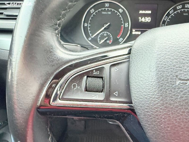 Škoda Superb 2.0 TDI 140kW - fotka 21 z 33