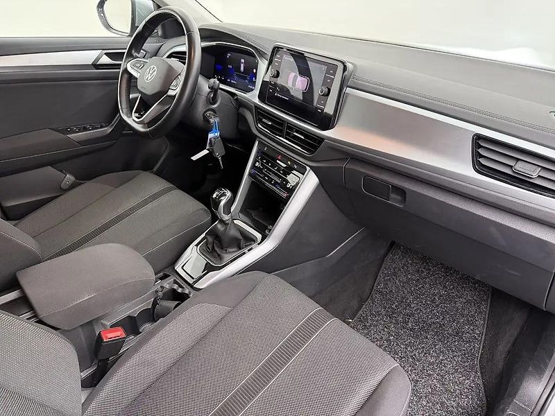 Volkswagen T-Roc 1.5TSI 110kW Business DPH 1Maj - fotka 4 z 10