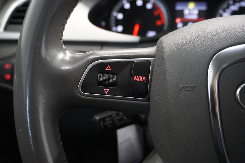 Audi A4 2.0 TFSi - fotka 18 z 33