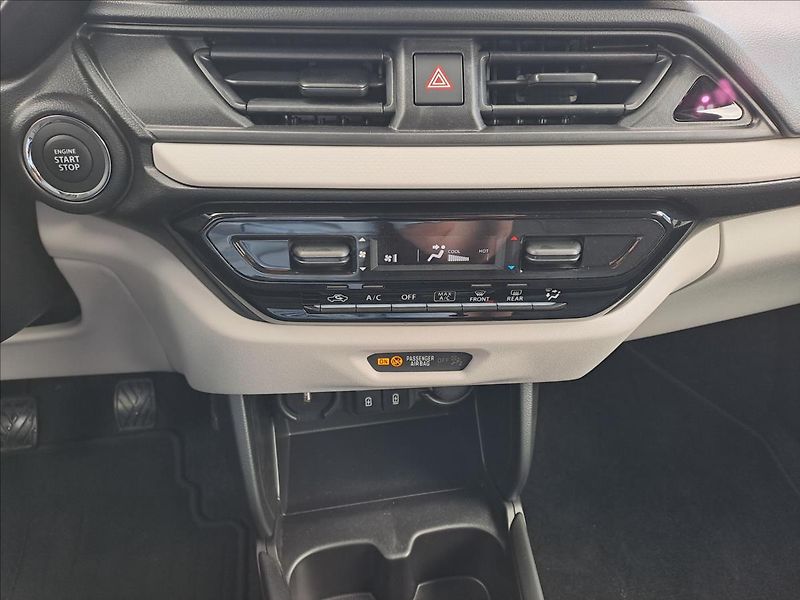 Suzuki Swift (2026) 1,2 PREMIUM HYBRID - fotka 11 z 18