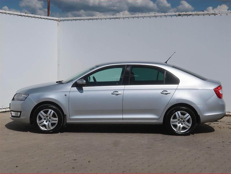 Škoda Rapid (2013) Ambition 1.2 TSI, Tempomat - fotka 3 z 16