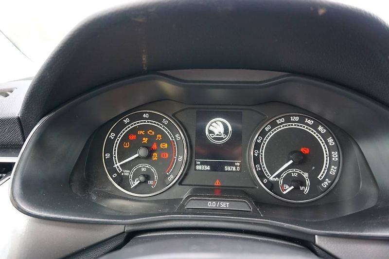 Škoda Kamiq (2022) 1,0 81 kW - fotka 22 z 35