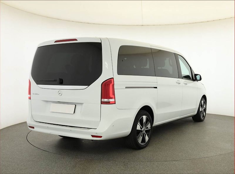 Mercedes-Benz Třídy V (2021) 300 d, ČR, DPH - fotka 5 z 21