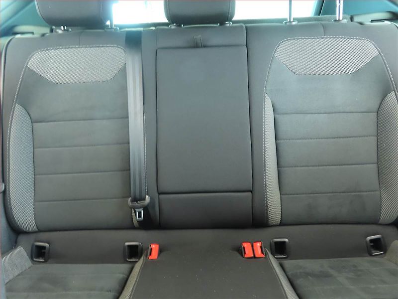Seat Ateca (2019) 2.0 TDI, Automat, Navi - fotka 10 z 17