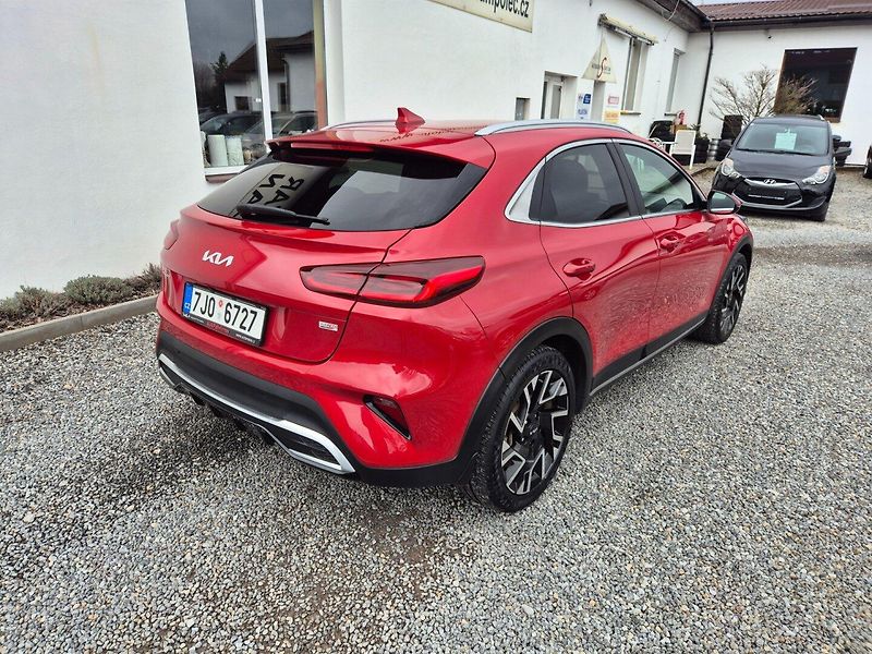 Kia XCeed (2022) 1.5i TOP  NOVE V CZ EXKLUSIVE - fotka 5 z 37