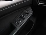 Volkswagen Golf (2021) 2.0 TDI, Automat, Serv.kniha - náhled 17