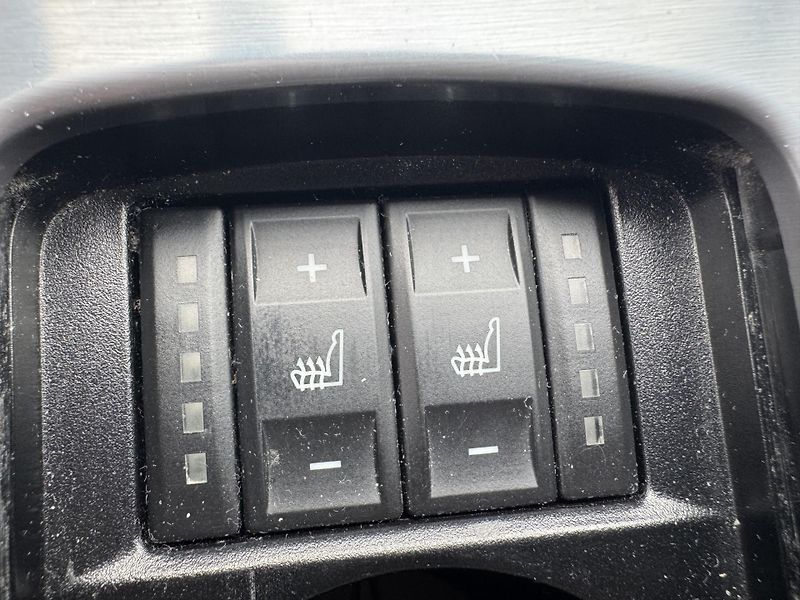 Ford Mondeo 1,6EcoBoost Titanium Plus, ČR - fotka 17 z 23