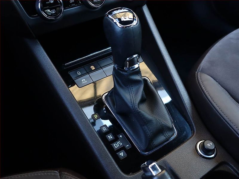 Škoda Octavia (2019) Laurin&Klement 2.0 TDI, 4X4 - fotka 11 z 20