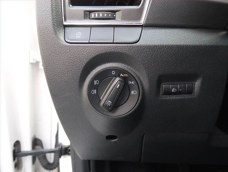 Škoda Fabia (2022) 1.0 TSI, Serv.kniha, Tempomat - fotka 22 z 23
