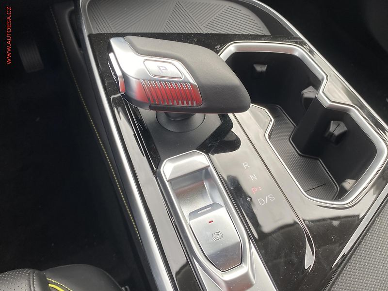 BAIC X55 (2025) 1.5T, ČR, AT, LED, kamera - fotka 20 z 23