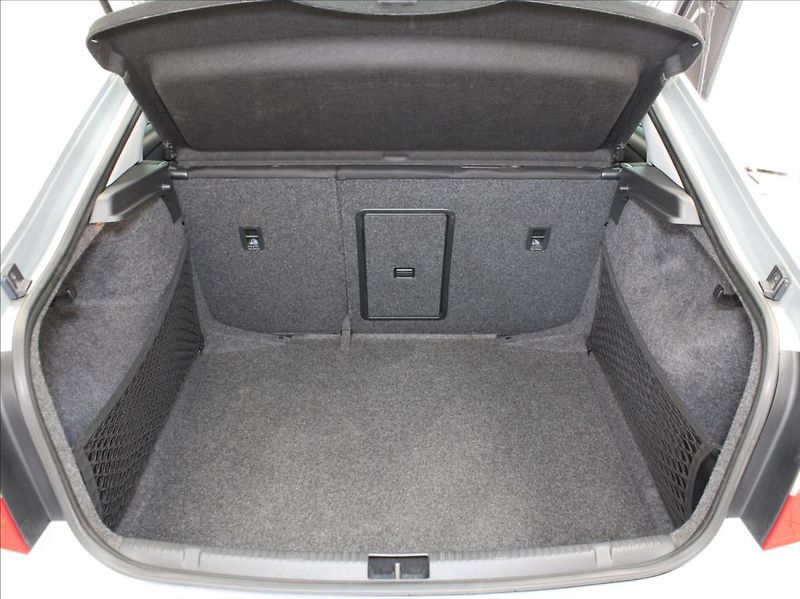 Škoda Rapid 1,2 TSi 63kW Fresh 1.maj.ČR - fotka 20 z 22