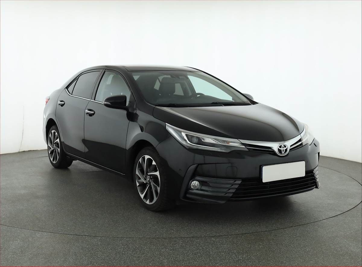 Toyota Corolla 1.6 Valvematic, ČR,1.maj