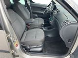 Škoda Roomster (2010) 1.6 TDI Velmi pěkný - náhled 13