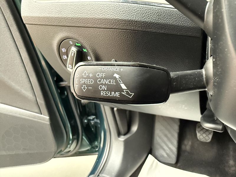 Škoda Superb 1.5 TSI 110kW ACT L&K Combi - fotka 9 z 15