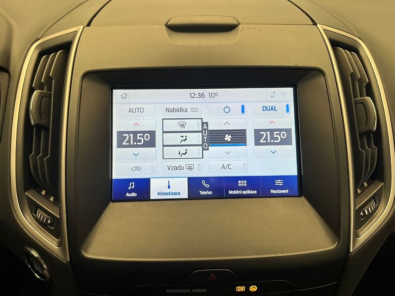 Ford Galaxy 2.0 EcoBlue, 140 kW, Cebia - fotka 17 z 45