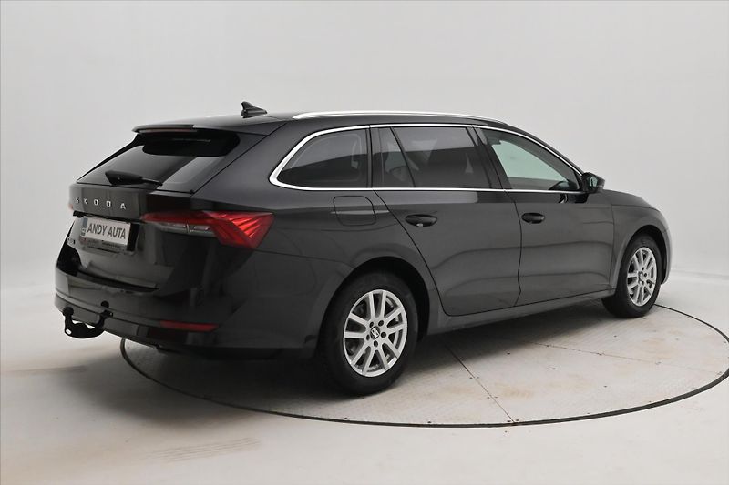 Škoda Octavia 2,0 TDI 110kW DSG Style Záruka - fotka 5 z 32
