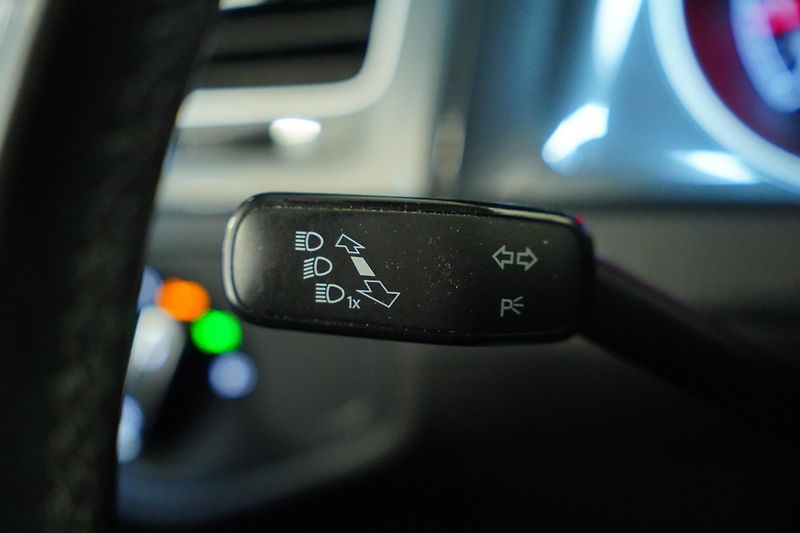 Volkswagen Golf - fotka 16 z 29