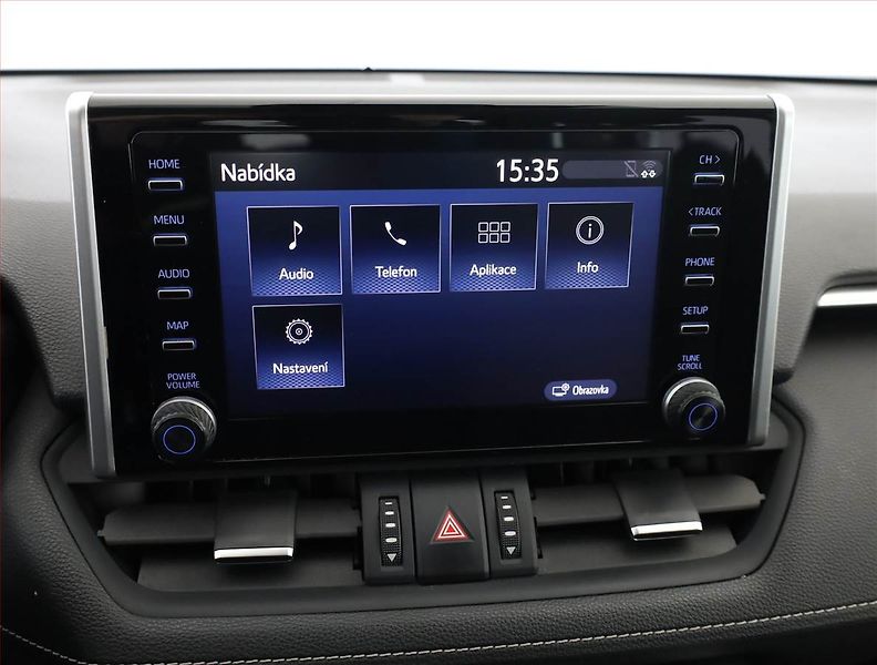 Toyota RAV4 (2020) 2.0 Valvematic - fotka 16 z 20