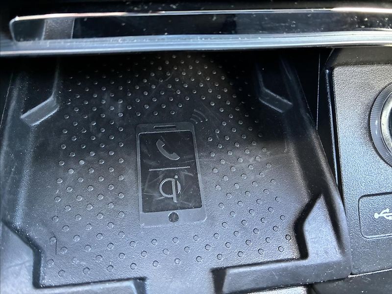 Škoda Superb 2,0 TAŽNÉ,WEBASTO,EL.KUFR - fotka 17 z 35