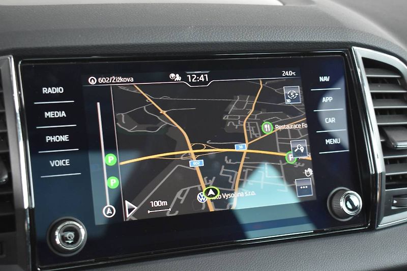 Škoda Karoq (2022) 1.5TSI 110kW Tour,DSG,Webasto - fotka 23 z 29