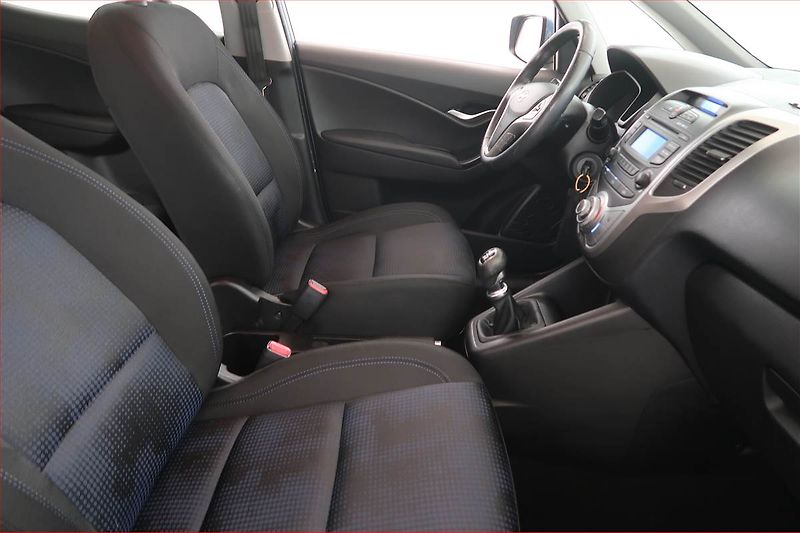 Hyundai ix20 (2012) 1.6 CVVT - fotka 9 z 15