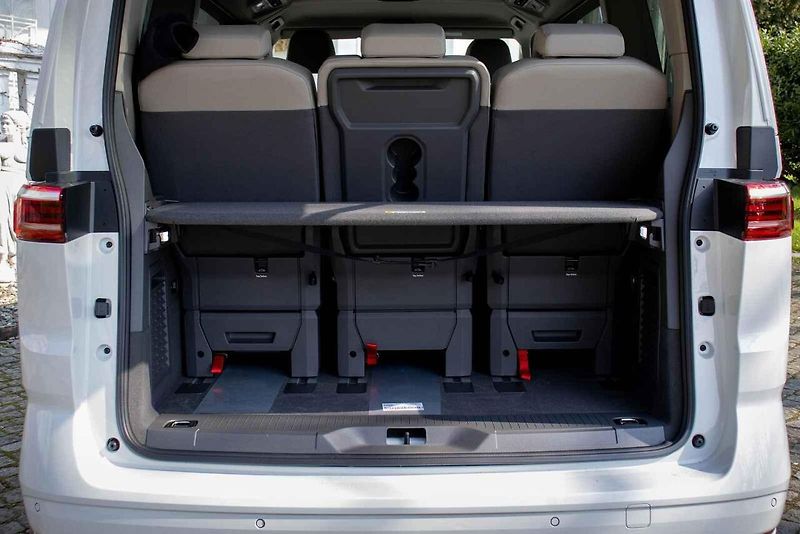 Volkswagen Multivan T7.