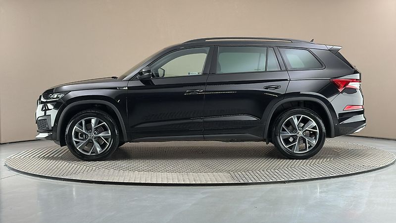 Škoda Kodiaq 2.0 TDI DSG 4x4 Sportline - fotka 4 z 31
