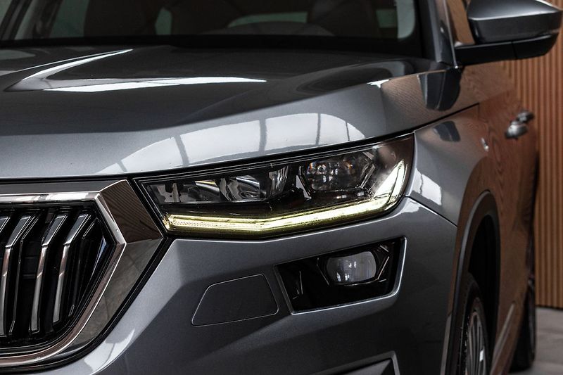 Škoda Kodiaq TDI 147kW L&K*TAŽNÉ*WEBASTO*ČR - fotka 45 z 52