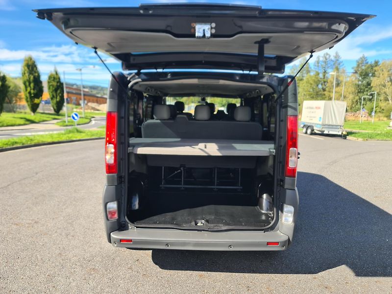 Opel Vivaro (2012) LONG 2.0 CDTi KLIMA 9-MÍST SER - fotka 34 z 42
