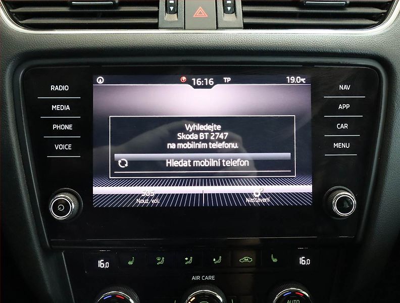 Škoda Octavia (2017) Ambition Plus 2.0 TDI 4x4 - fotka 17 z 24