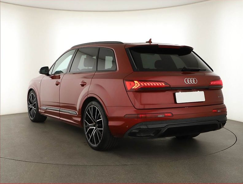 Audi Q7 (2024) 55 TFSI - fotka 4 z 20