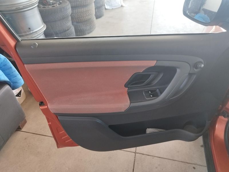 Škoda Fabia (2007) 1.244kW, TAŽ.ZAŘ. - fotka 19 z 26